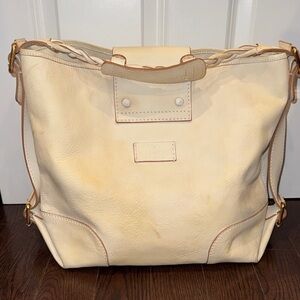 Valentino Ivory Leather Shoulder Bag
Bag has some defects form of yellowing